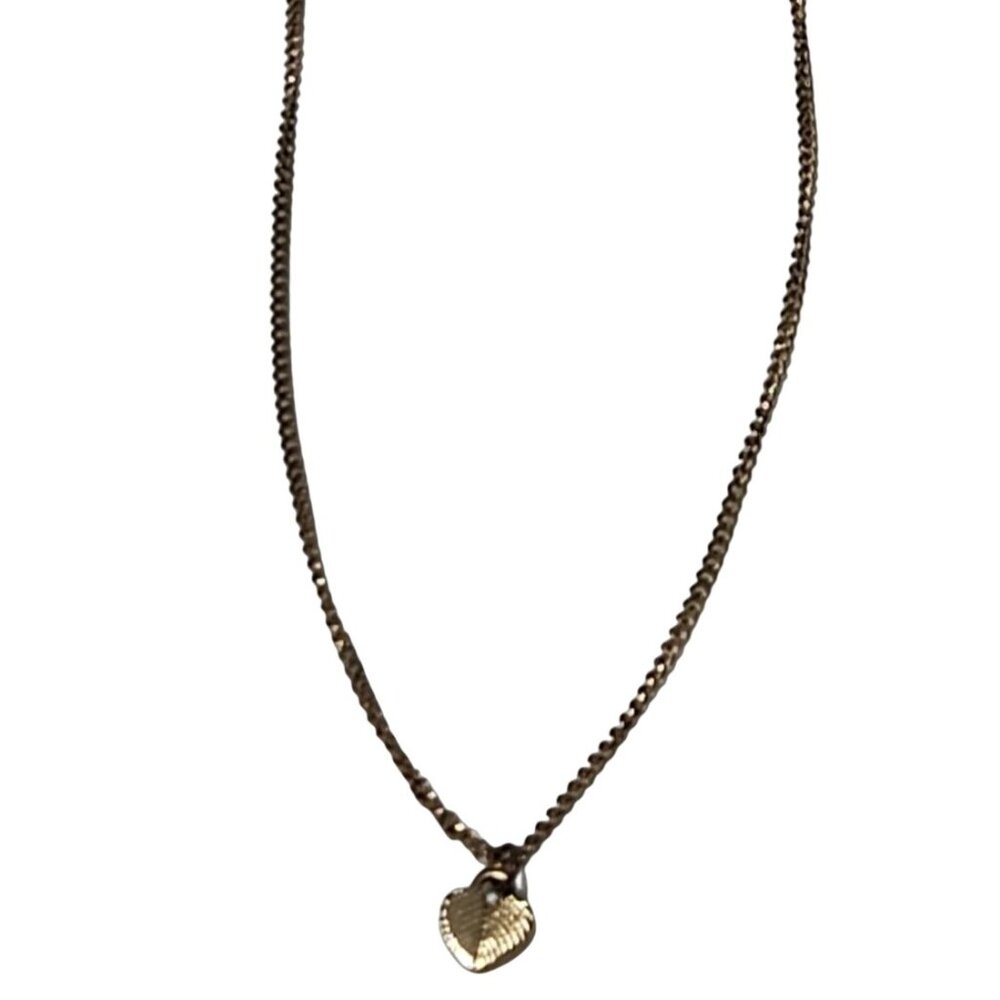 Elegant Heart Necklace Etched Leaf Design Gold Tone Chain Fashion Jewelry Women